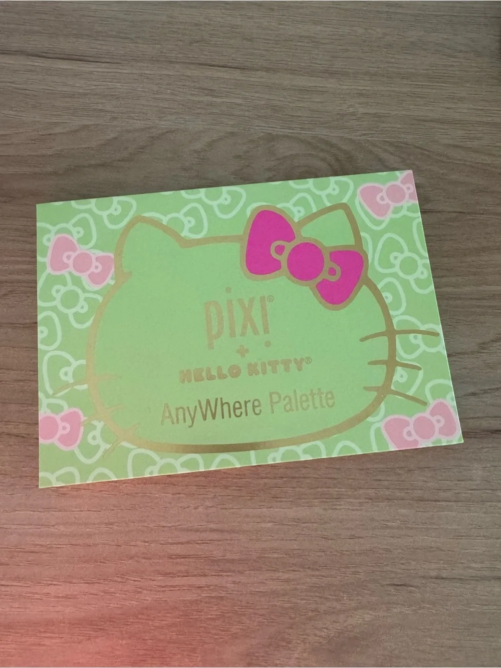 Pixi + Hello Kitty Anywhere Palette